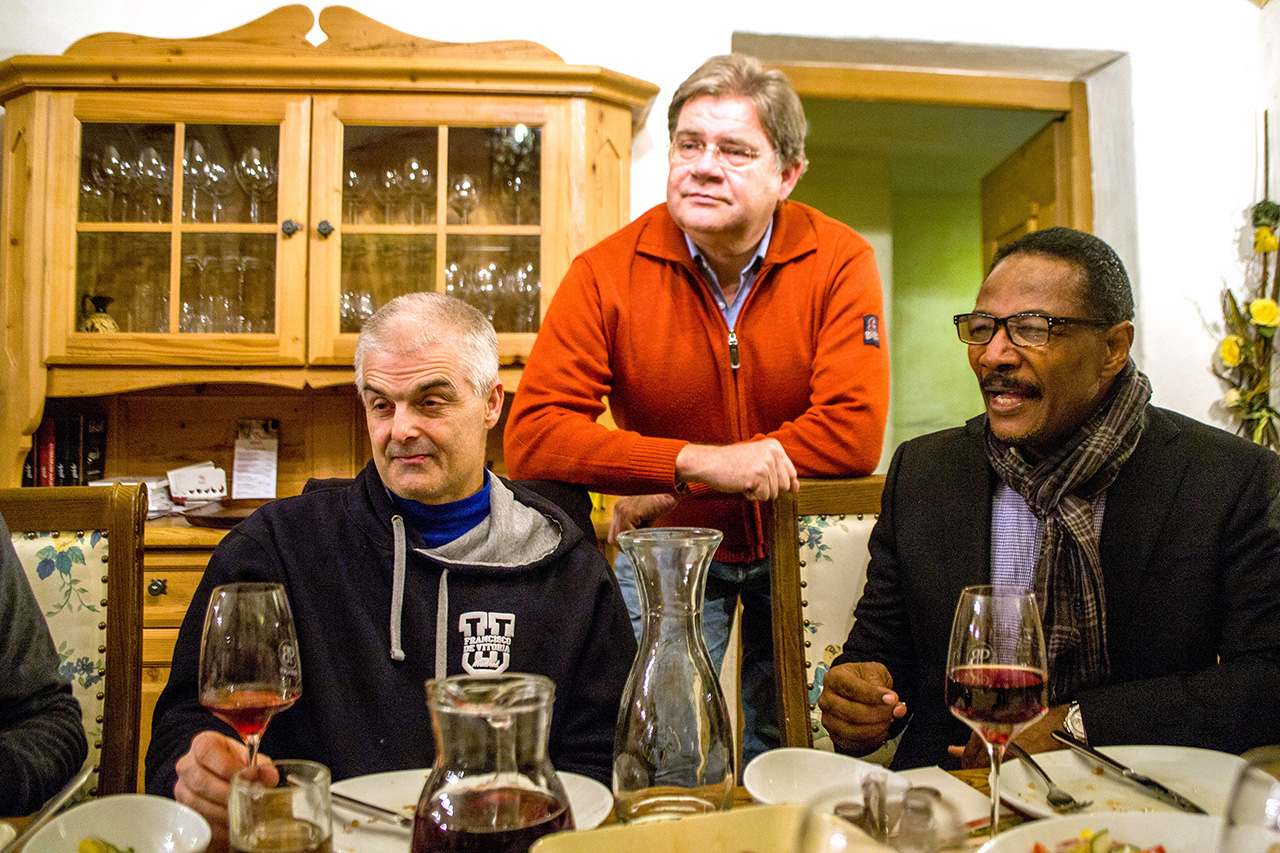 Peter Mazohl, together with Jon Bergmann and Errol St. Claue Smith at a joint dinner in Wiener Neustadt.
